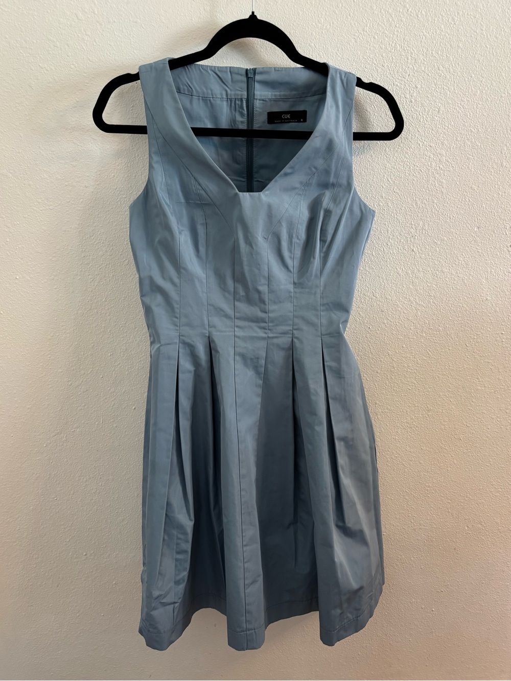 Cue light blue dress size 6